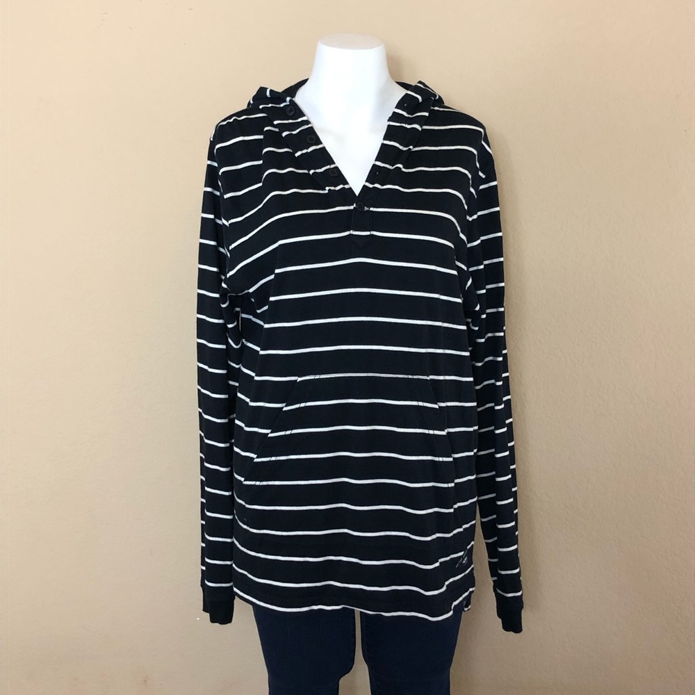 D1 10.deep Black and White Striped Hoodie Size L